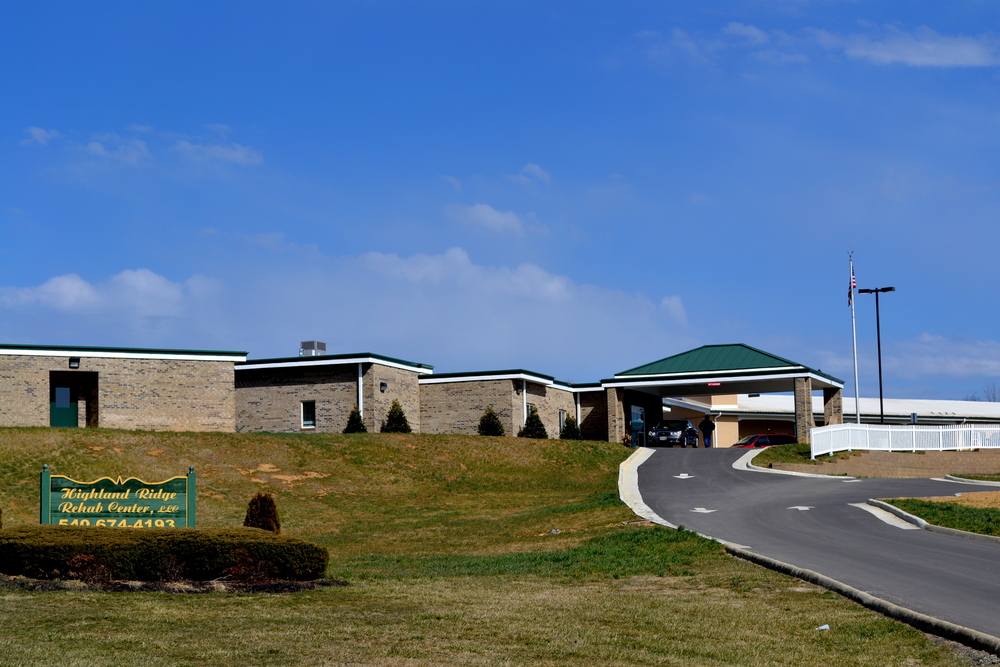 how does outpatient drug rehab work
